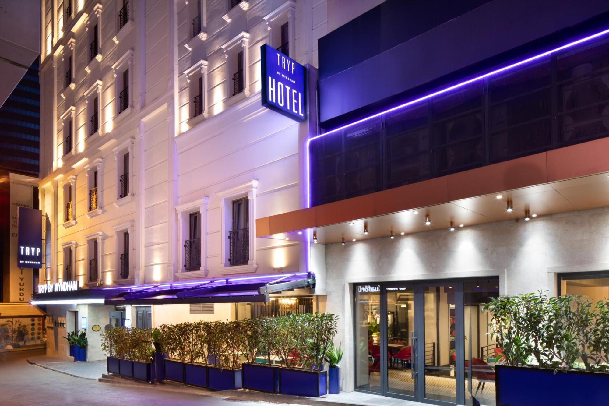 Tryp By Wyndham Istanbul Sisli Hotel Exteriör bild