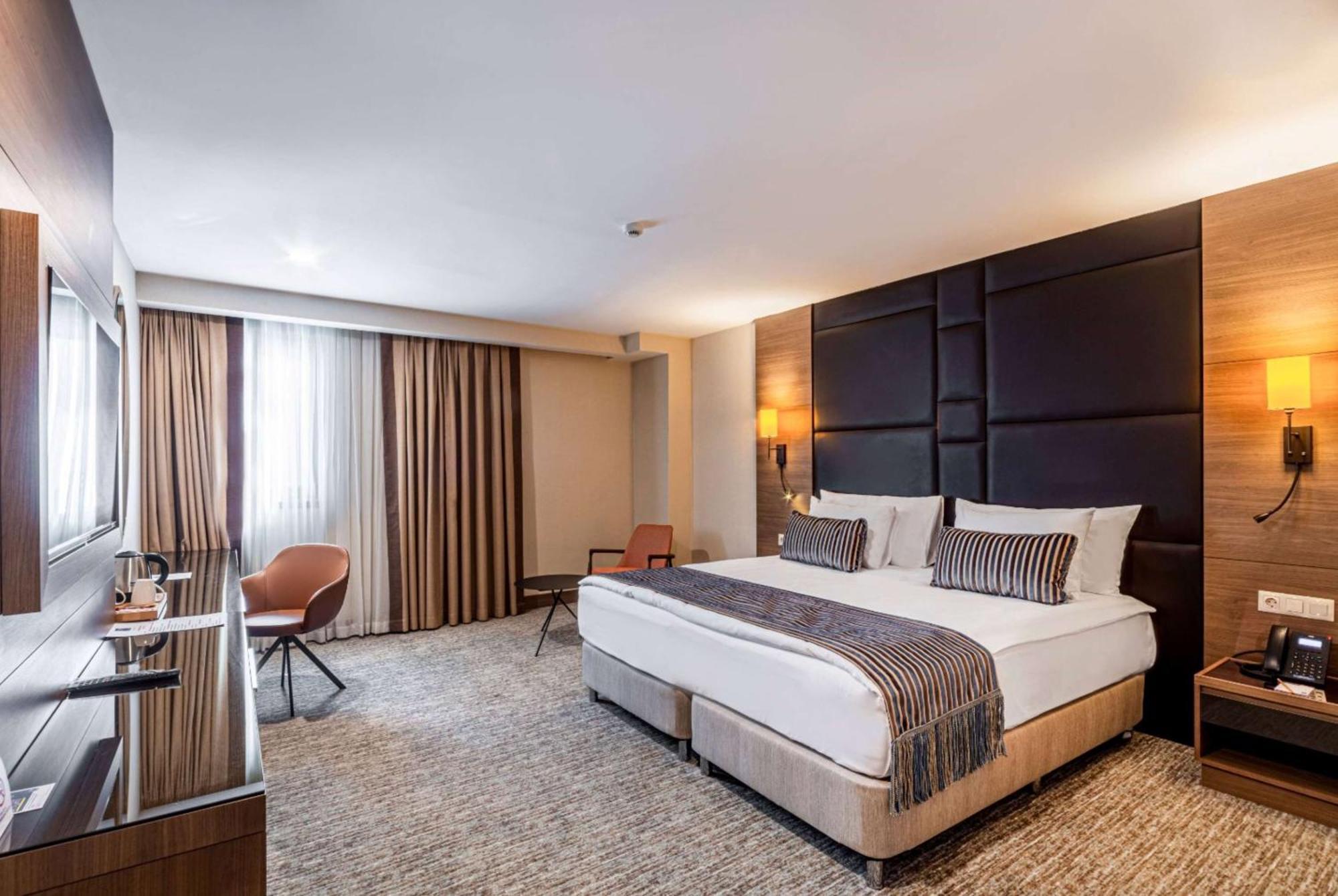 Tryp By Wyndham Istanbul Sisli Hotel Exteriör bild