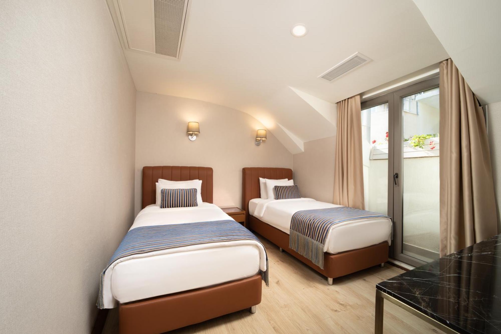 Tryp By Wyndham Istanbul Sisli Hotel Exteriör bild